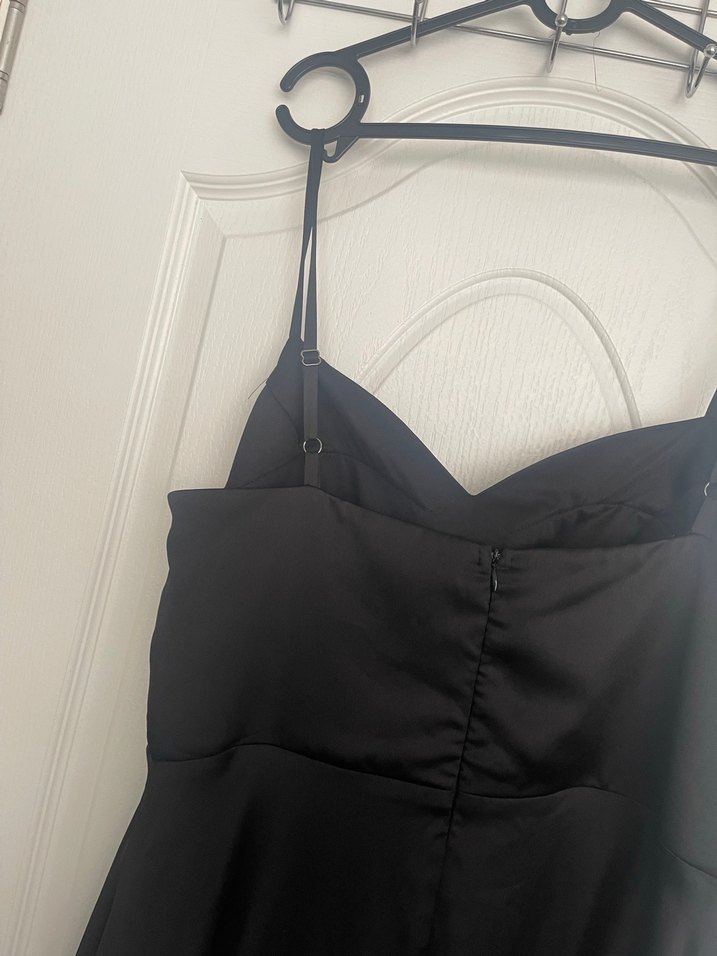 Siyah Drapeli Uzun Kadın Abiye Elbise - Görsel 4