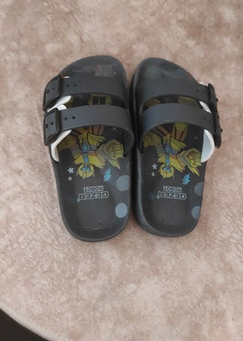 Gri Tokalı Erkek Çocuk Terlik hediye geldi küçük numara - Görsel 2