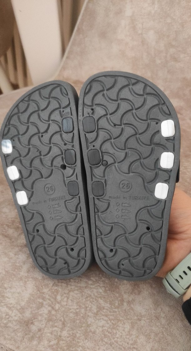 Gri Tokalı Erkek Çocuk Terlik hediye geldi küçük numara - Görsel 4