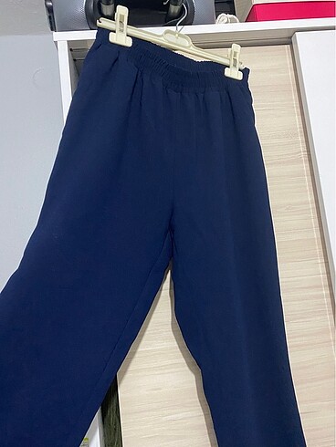 Zara Dökümlü pantolon