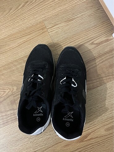 38 Beden siyah Renk Kinetix spor ayakkabı