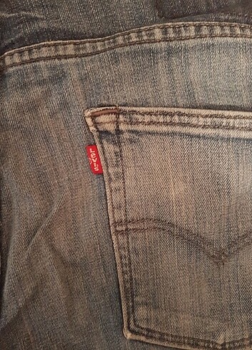 32 Beden mavi Renk LEVIS ERKEK JEAN