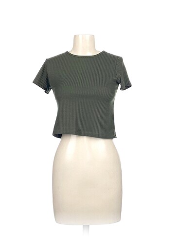 Diğer T-shirt %70 İndirimli.