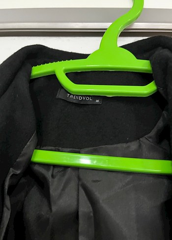 Siyah Uzun Kaban - Görsel 4