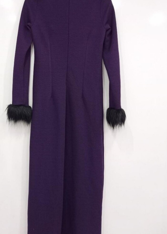 Dar kesim mor tesettür elbise - Görsel 4