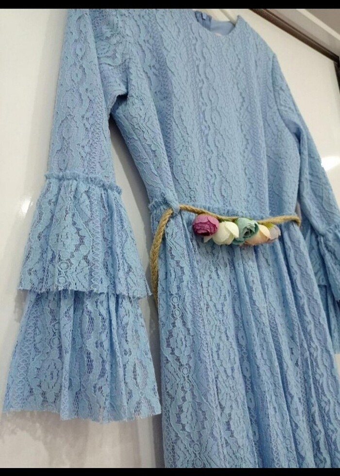 Mavi dantel tesettür elbise - Görsel 4