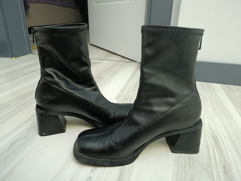 Siyah Kadın Topuklu bot - Görsel 3