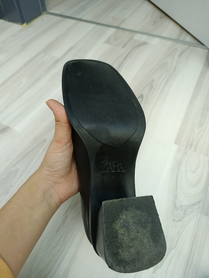 Siyah Kadın Topuklu bot - Görsel 2