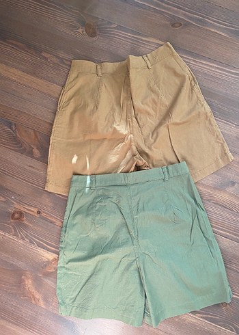 Bej ve Yeşil Keten Rahat Kesim Şortlar - Görsel 2