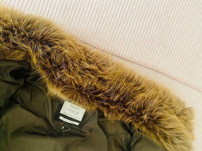 m Beden haki Renk Bershka mont