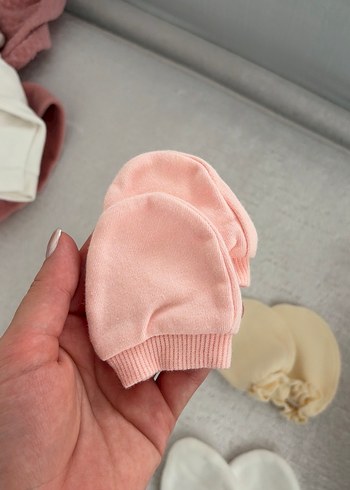 Kız Çocukları İçin Beyaz Örgü Eldiven - Görsel 2