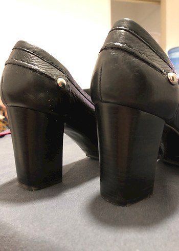 Kadın Siyah Deri Kemerli Blok Topuklu Stiletto - Görsel 3