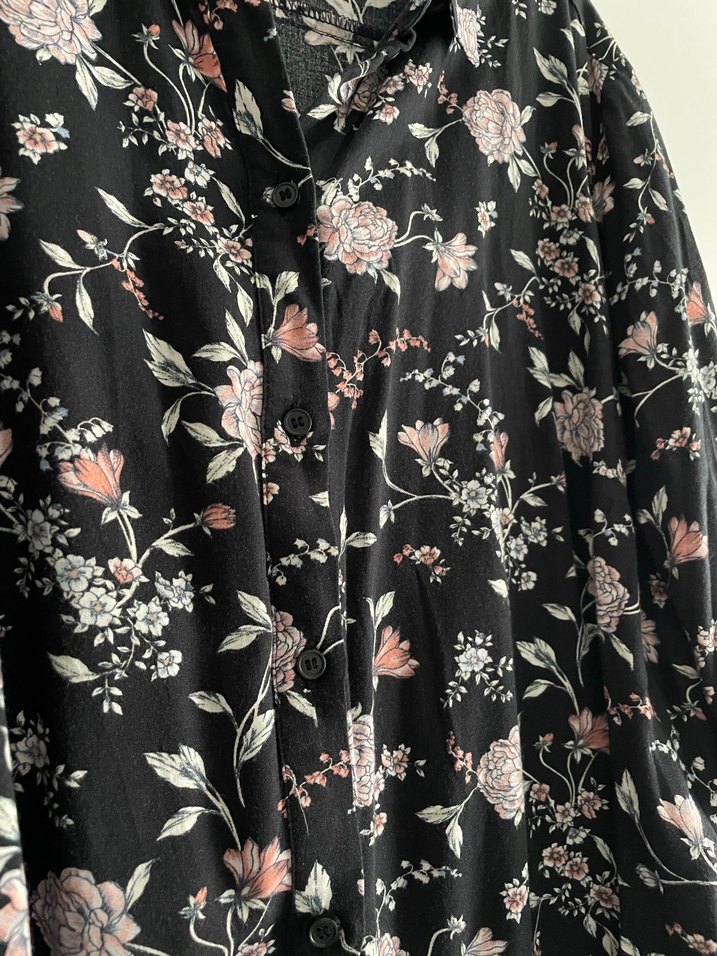 H&M Çiçek Desenli Düğmeli Uzun Kollu Kadın Gömlek - Görsel 3