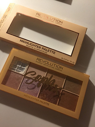 makeup revalution sophx highlighter paleti