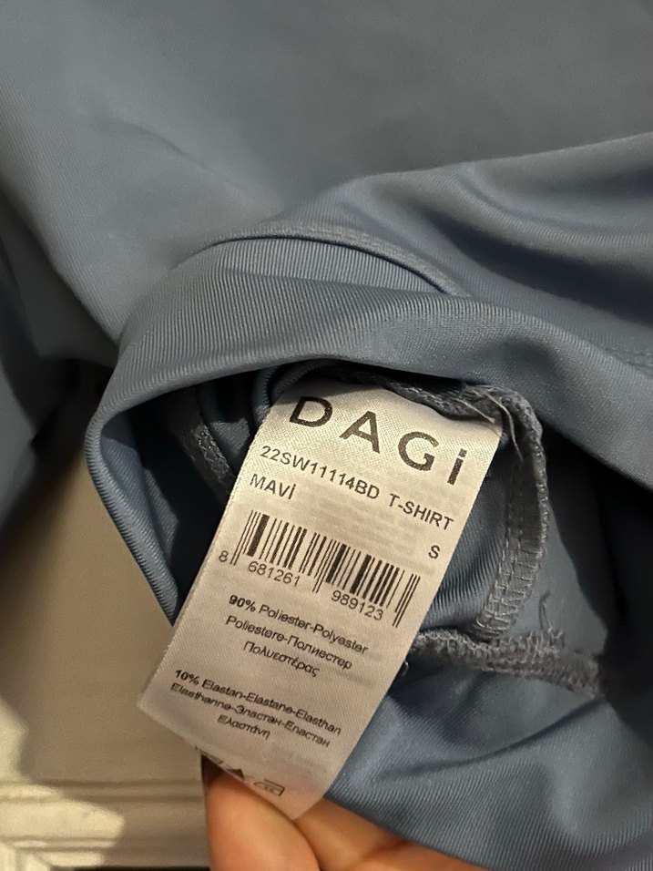 Mavi Uzun Kollu Crop Spor Üst - Görsel 4