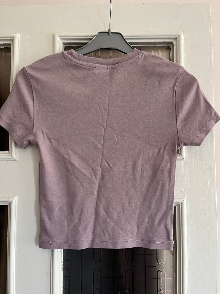 Lila Kısa Kollu Basic Crop Tişört - Görsel 2