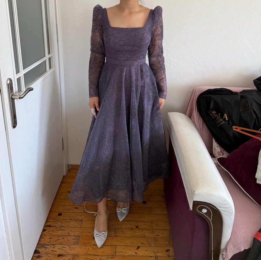 Dantel Detaylı Vintage Mor Uzun Abiye - Görsel 4