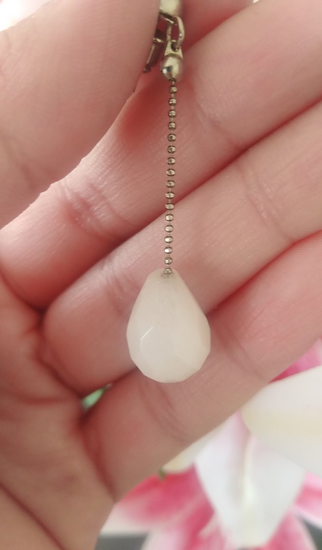 Zincir Detaylı Bej Gotik Kadın Küpe - Görsel 5