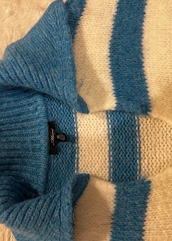 V Yaka Mavi Beyaz Çizgili Triko Kazak - Görsel 5