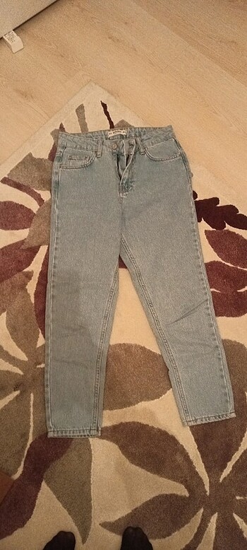 mom jean