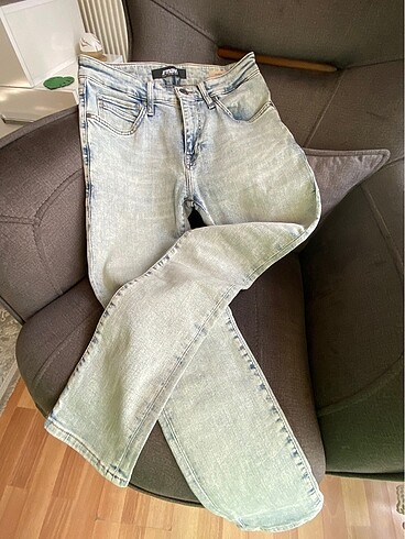 29 Beden mavi Renk Mavi jeans erkek