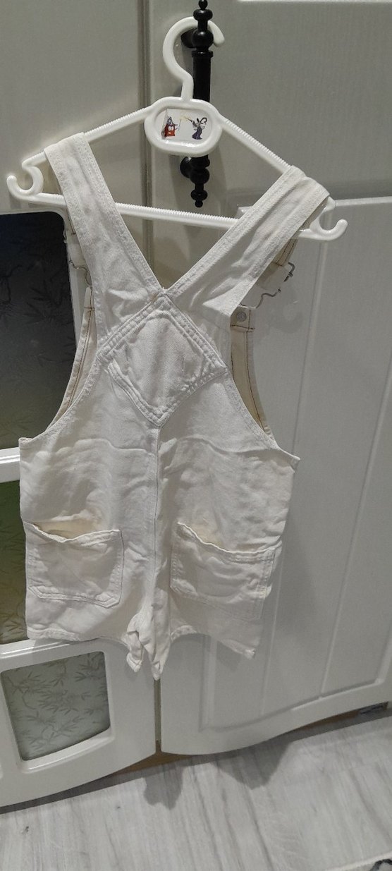 Beyaz Denim Askılı Kısa Tulum - Görsel 2