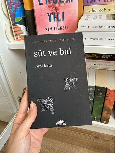 rupi kaur - süt ve bal