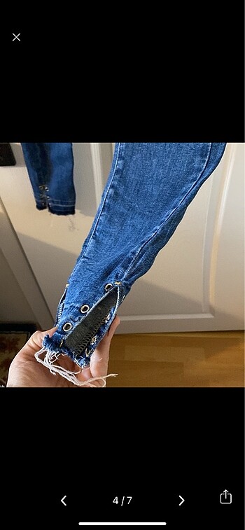 xs Beden mavi Renk TWİST PAÇA DETAYLI JEAN
