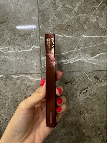 Hourglass Vanish? Seamless Finish Concealer Brush