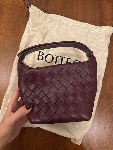 Bottega Veneta Mini Wallace