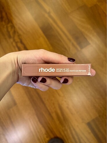 Beden Rhode Lip Tint Toast rengi