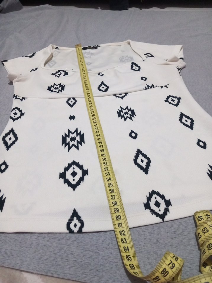 Bohem Gri Desenli V Yakalı Bluz - Görsel 2