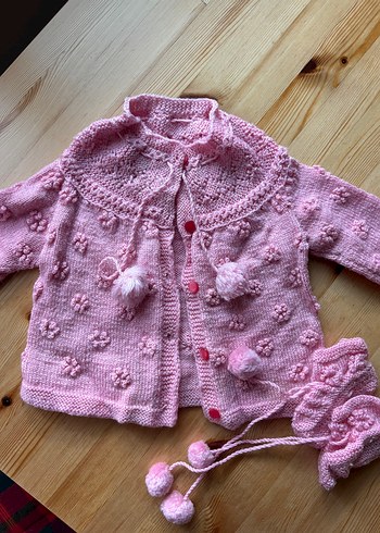 Pembe Kız El Örgüsü Hırka