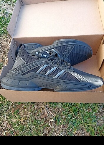 Adidas Erkek Ayakkabı 