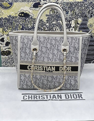 Dior Dior beyaz çanta