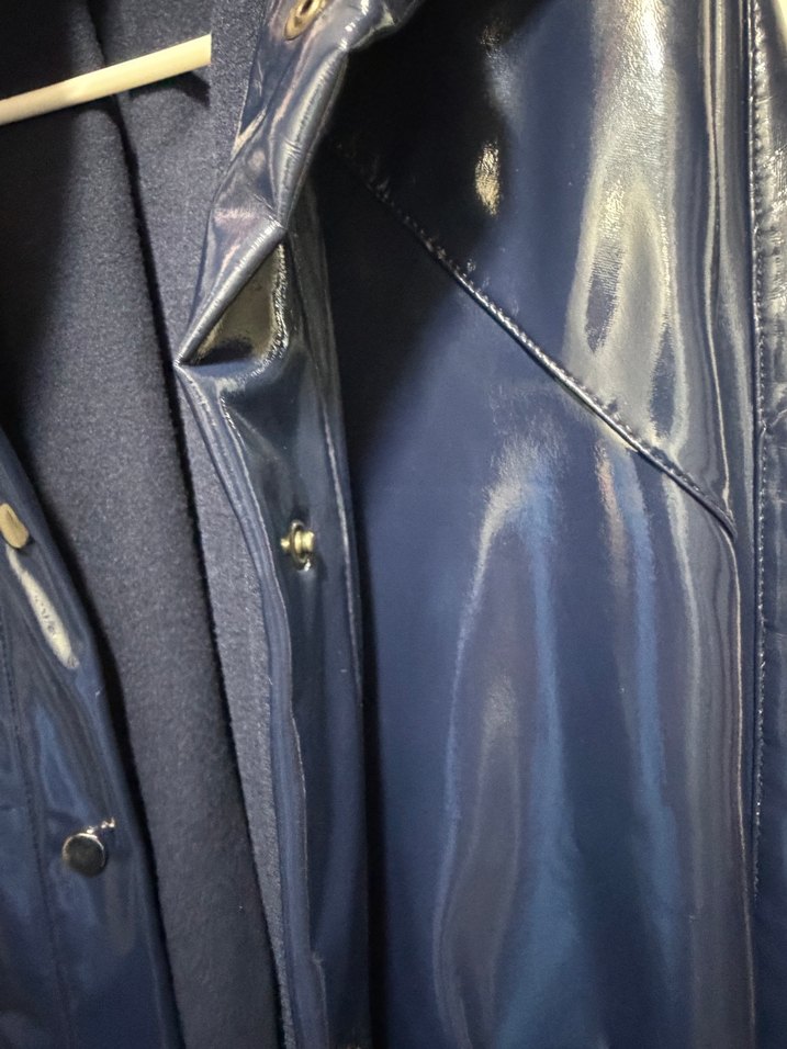 Düğmeli Parlak Mavi Deri Kadın Ceket - Görsel 4