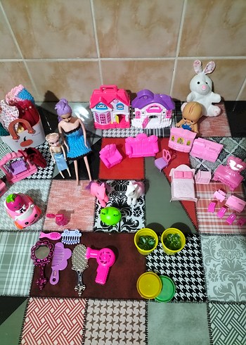 Beden Renk Renkli Mini Oyuncak Ev ve Aksesuar Seti