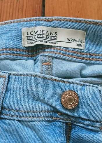 Parlak Mavi Kadın Midi Boy Denim Pantolon - Görsel 3