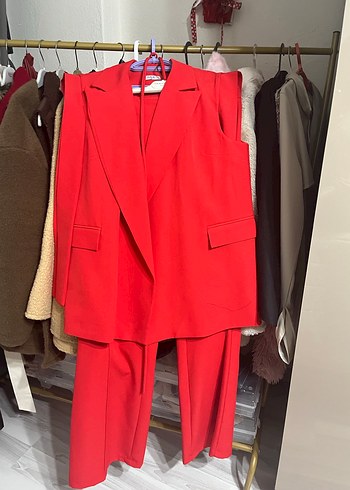 Kırmızı Uzun Kesim Kadın Takım Elbise - Görsel 2