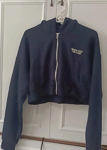 Bershka Kadın Lacivert Fermuarlı Sweatshirt