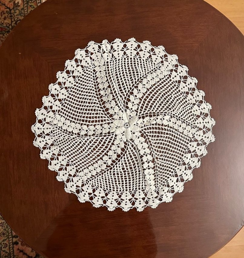 İki Parça El İşi Dantel Masa Örtüsü - Görsel 3