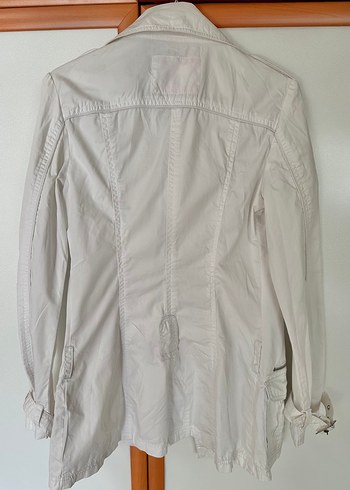 Beyaz Trençkot - Görsel 4