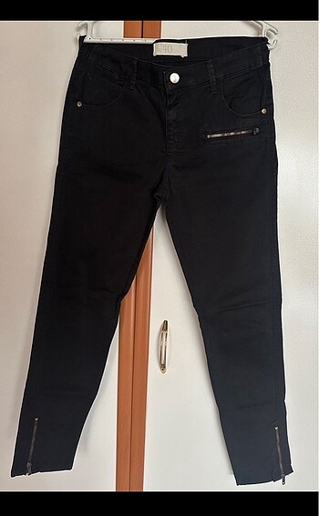 Zara Siyah Pantolon
