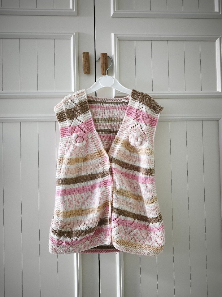 Kız Çocuk Örgü V Yaka Bohem Yelek - Görsel 5