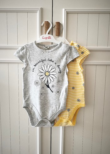 Sarı Çiçekli Kısa Kollu Bebek Body - Görsel 3