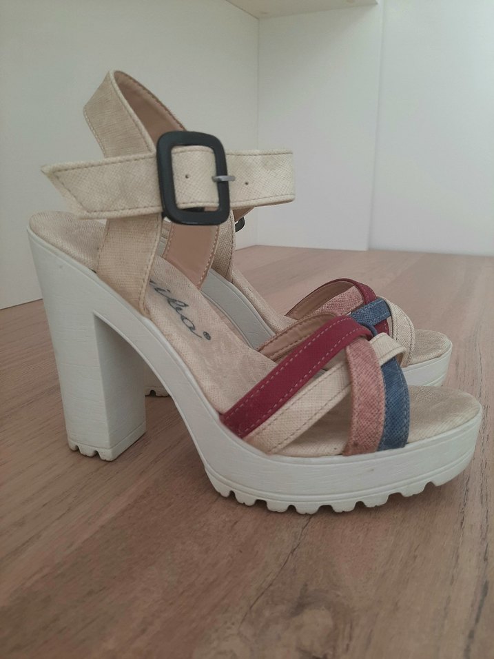 Bohem Tarzı Çok Renkli Platform Topuklu Sandalet - Görsel 2