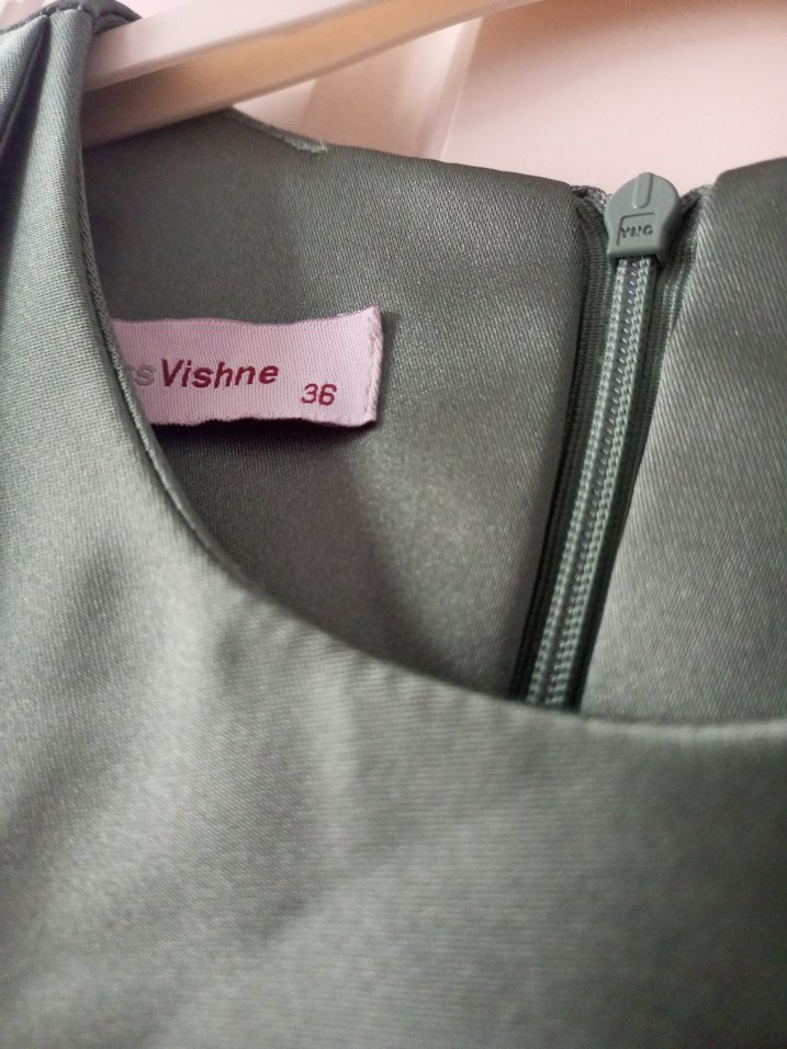 Yeşil Uzun Drapeli Tesettür Elbise - Görsel 3