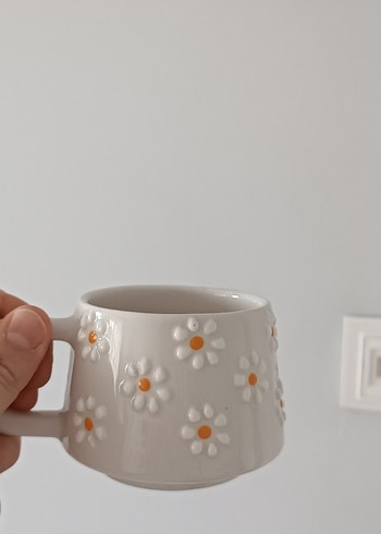 Beyaz Papatya Desenli Seramik Kupa - Görsel 4