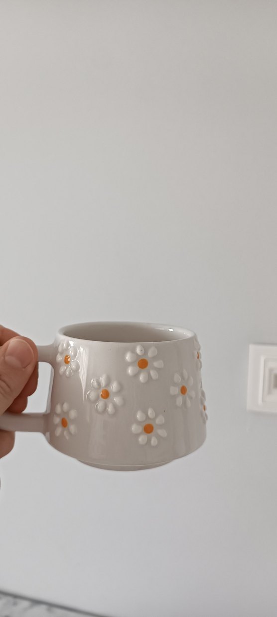 Beyaz Papatya Desenli Seramik Kupa - Görsel 4