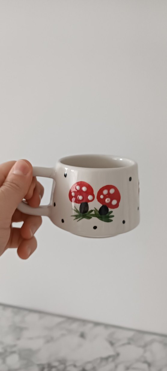 Renkli Mantar Desenli Beyaz Seramik Kupa - Görsel 3